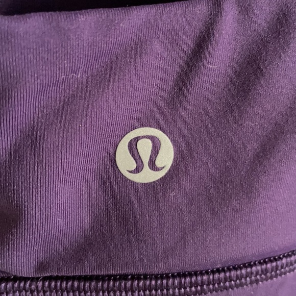 LuLu Lemon sports bra - Picture 3 of 4